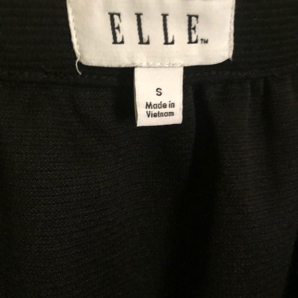 Black skirt - Picture 2 of 2